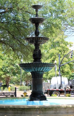 Fountain at 3rd and Cherry